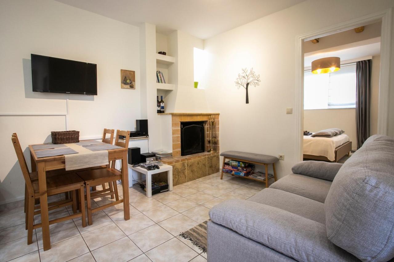 Anavyssos 1 Bedrm 4 Prs Flat 5Min Walk From Beach Екстериор снимка